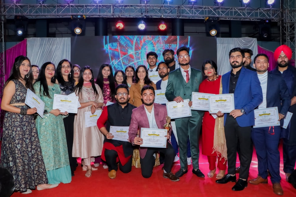 College Of Fashion Design